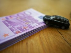 Кредит под залог авто — в каких случаях он может быть полезен?